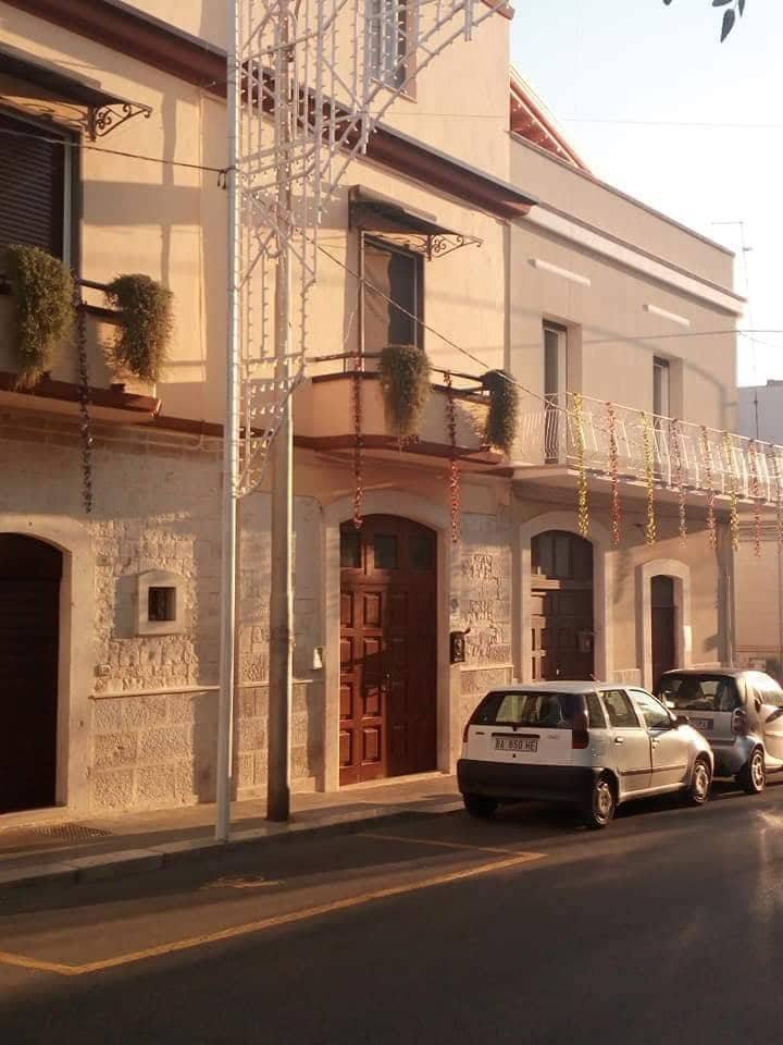 39300716 275435053269627 3812154032093396992 n